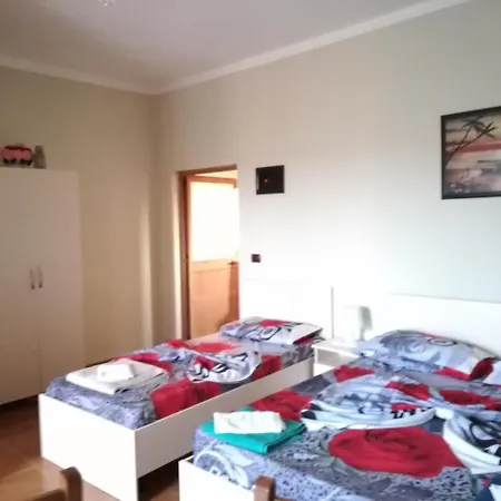 Eden Beach Apartament *